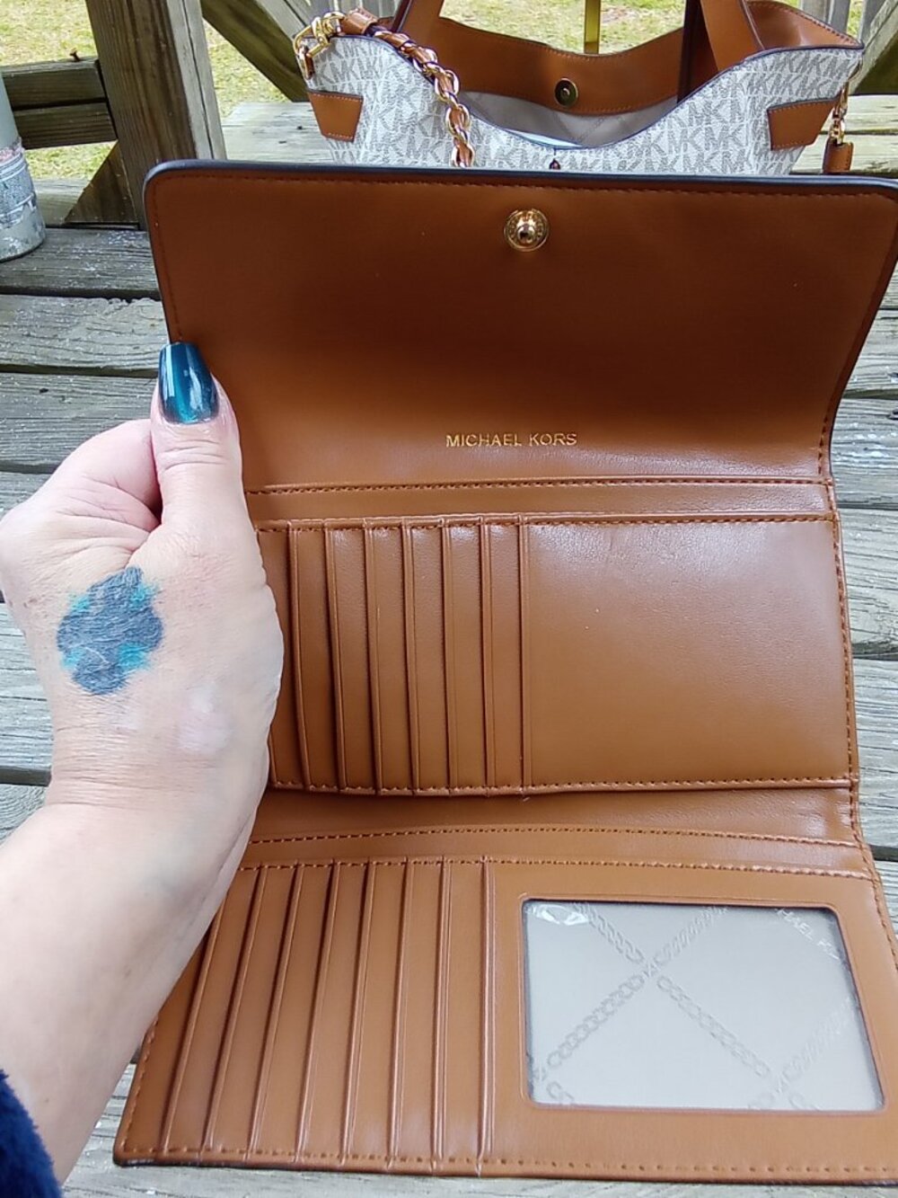 Michael Kors SET Tote & FREE Wallet with Crossbody Strap FREE Shipping - Picture 13 of 15